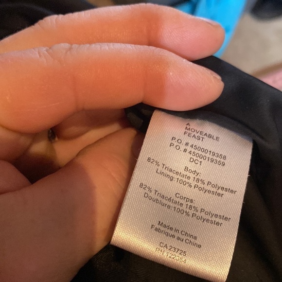 Aritzia Black Blazer - Picture 7 of 7